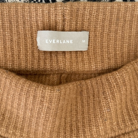 Everlane Cozy Stretch Shorts in Camel - Picture 5 of 8